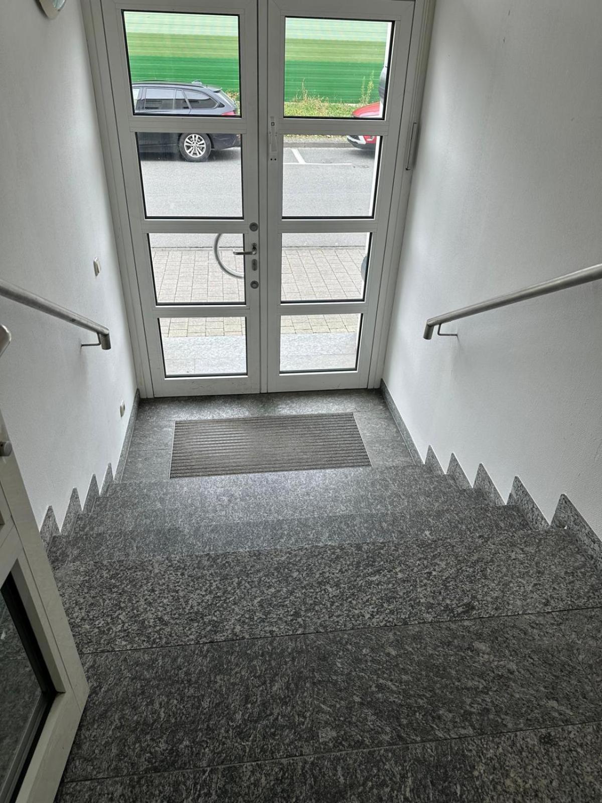 Ar Airport Hotel Russelsheim Bagian luar foto